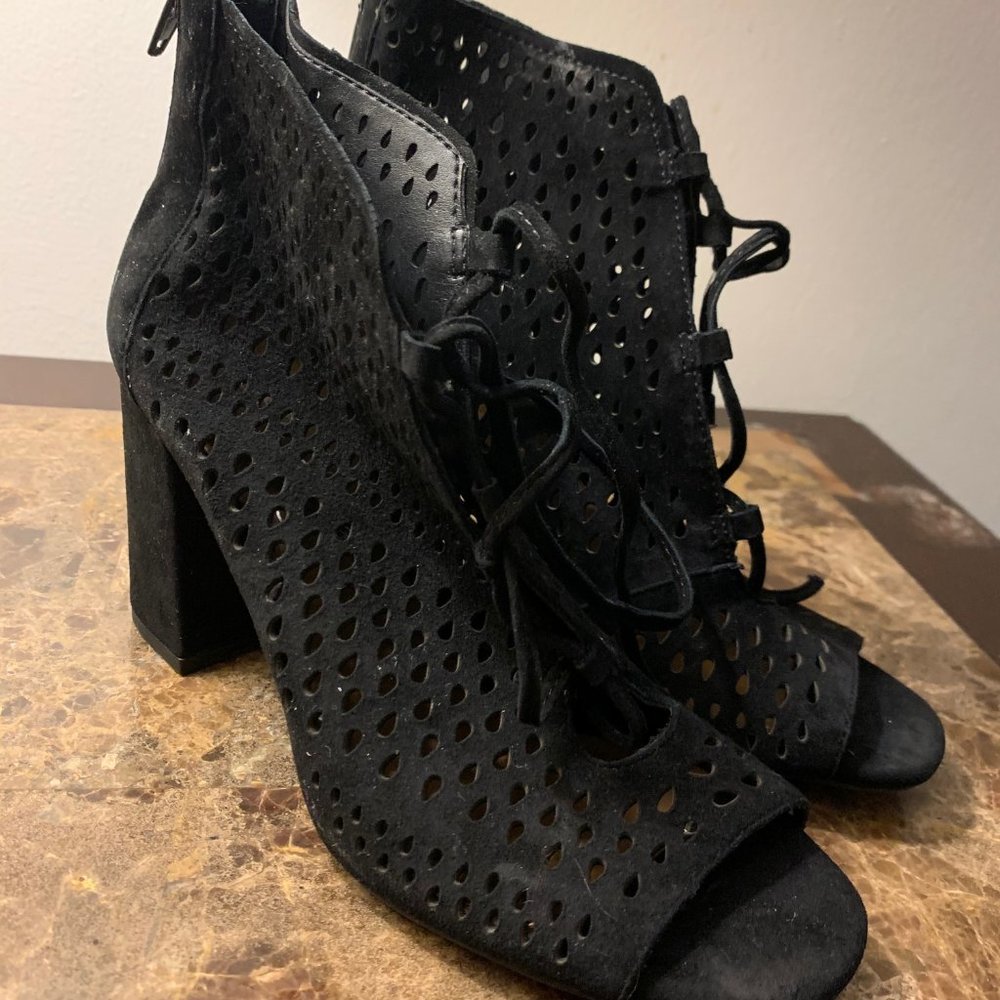 Black Peep Toe Lace up